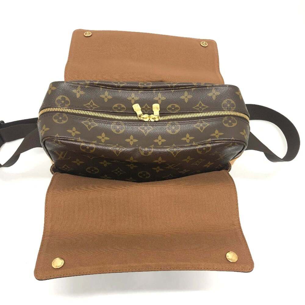 LOUIS VUITTON Authentic Brown Monogram Canvas Messenger Shoulder Bag - Picture 10 of 16